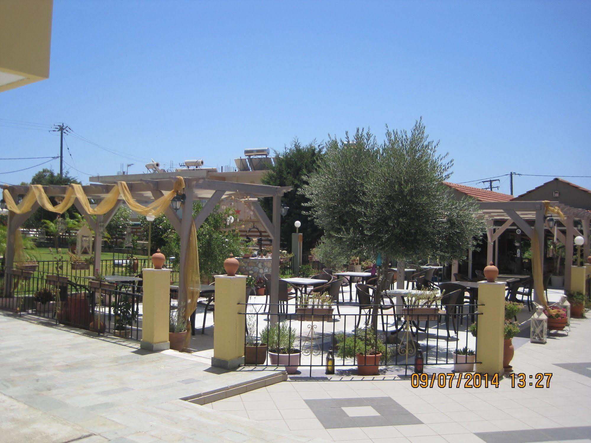 Sunshine Hotel Lardos Exterior photo